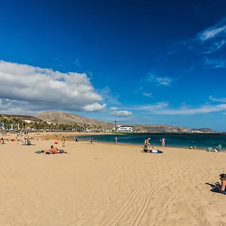 Pretty Little Penthouse, Sea Front, 2 Pool Playa de las Americas (Tenerife)